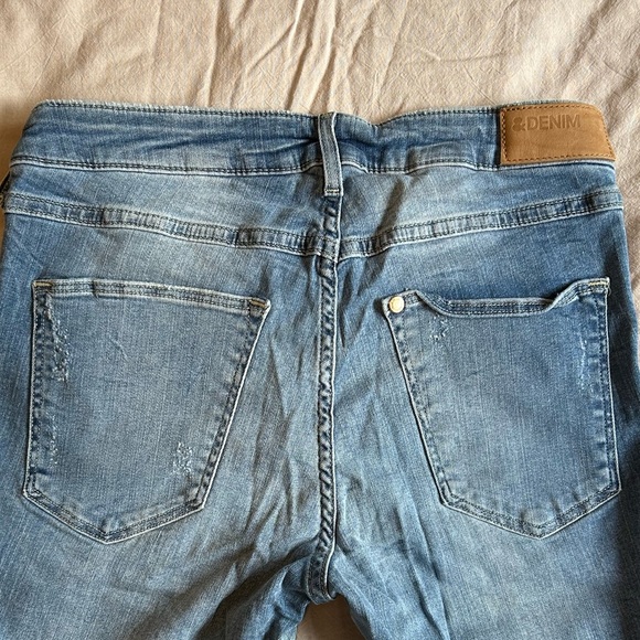 Low Rise Skinny Jeans - Picture 3 of 5